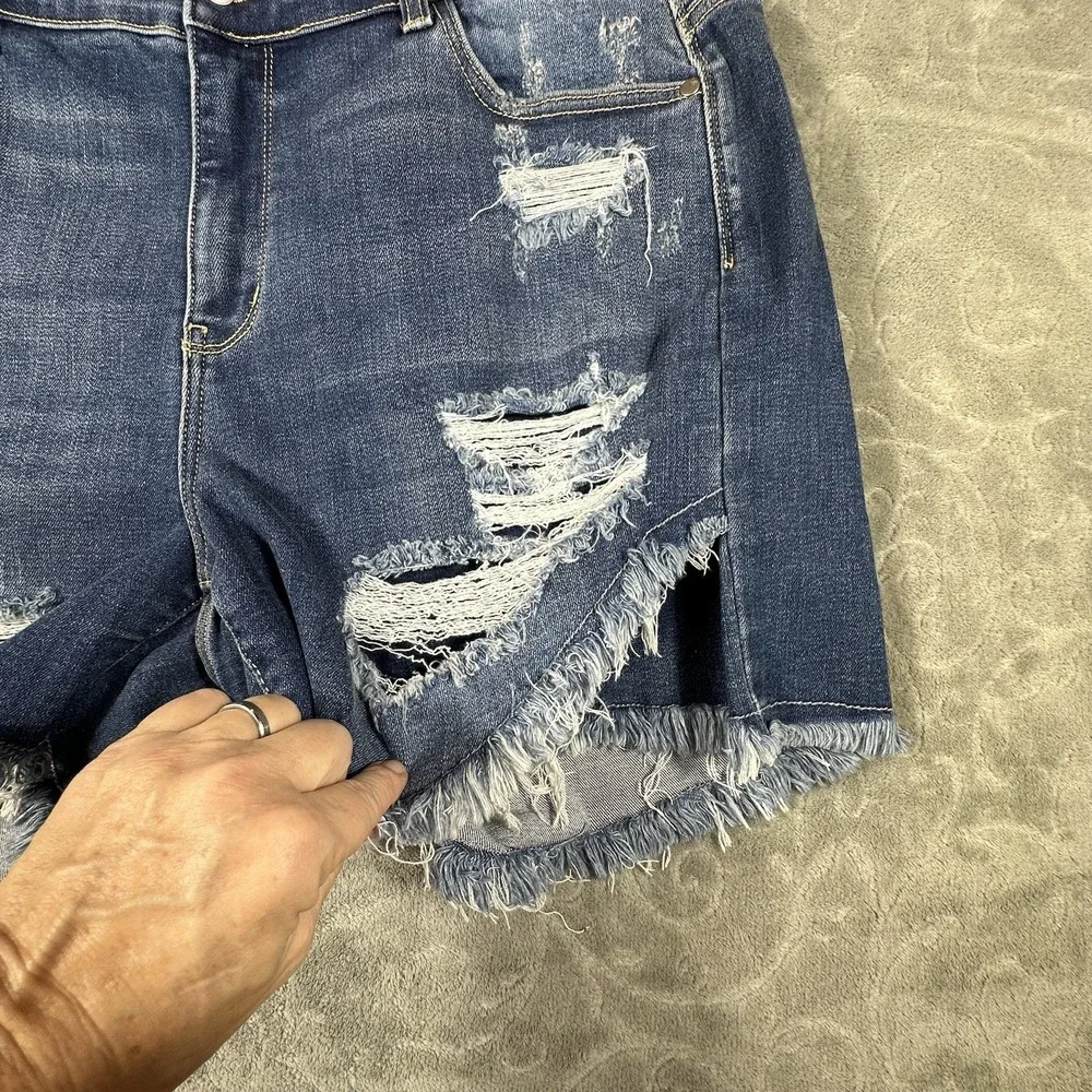 Judy Blue Distressed Tulip Hem Denim Shorts 3XL Frayed Cut Off Destroyed New